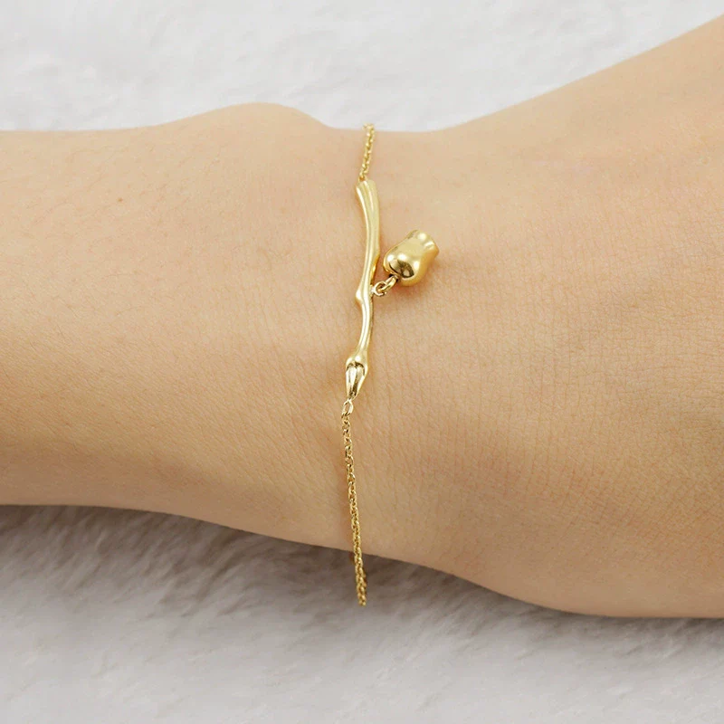 Women's 316L Stainless Steel Heartshaped Fashion Simple Bracelet With Electroplating Design - Image 4