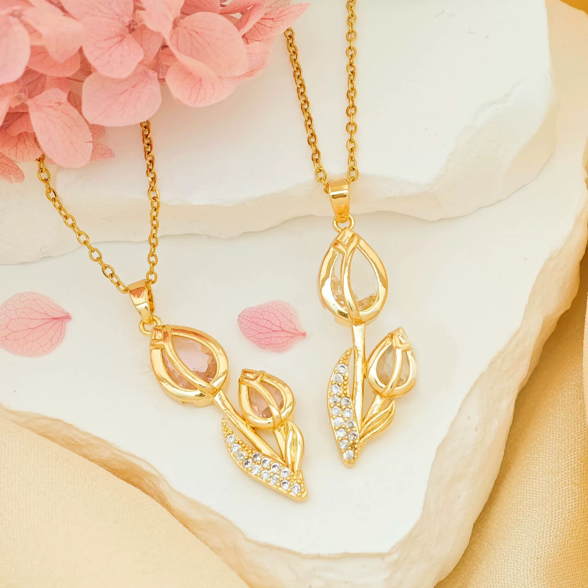 Women's Tulip Zircon Flower Necklace Titanium Steel Copper Real Gold Plated Cross Chain Sweet Style - Image 4
