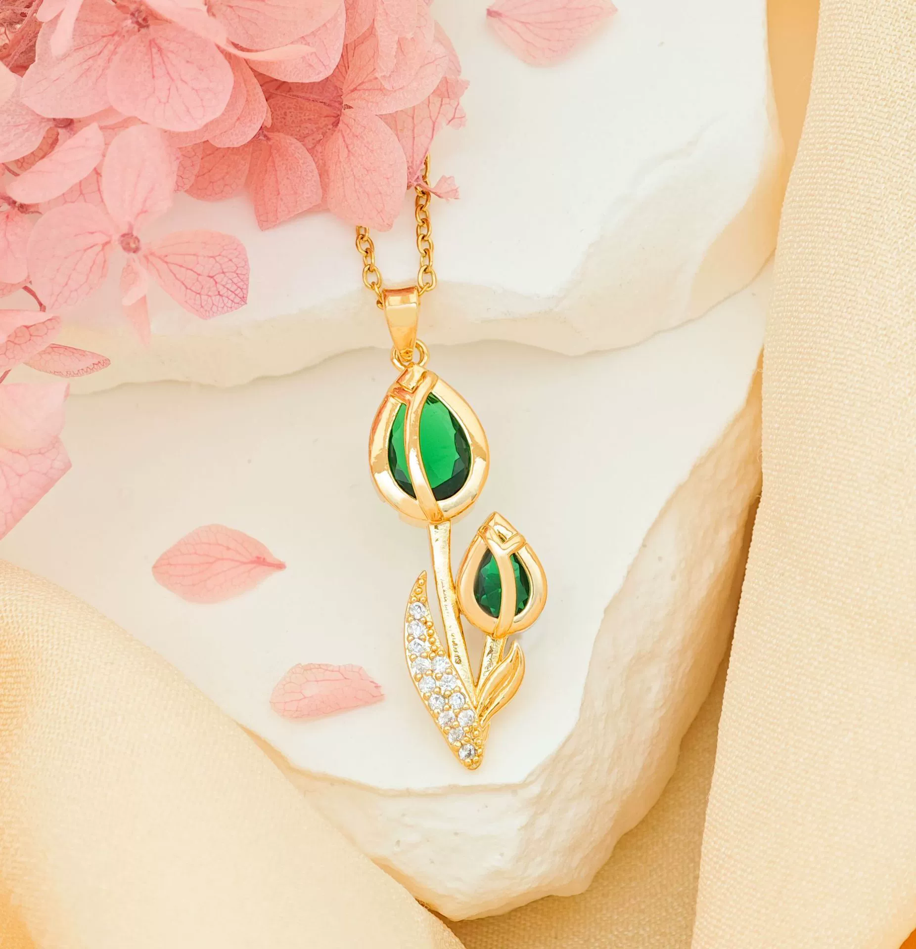 Women's Tulip Zircon Flower Necklace Titanium Steel Copper Real Gold Plated Cross Chain Sweet Style - Image 6
