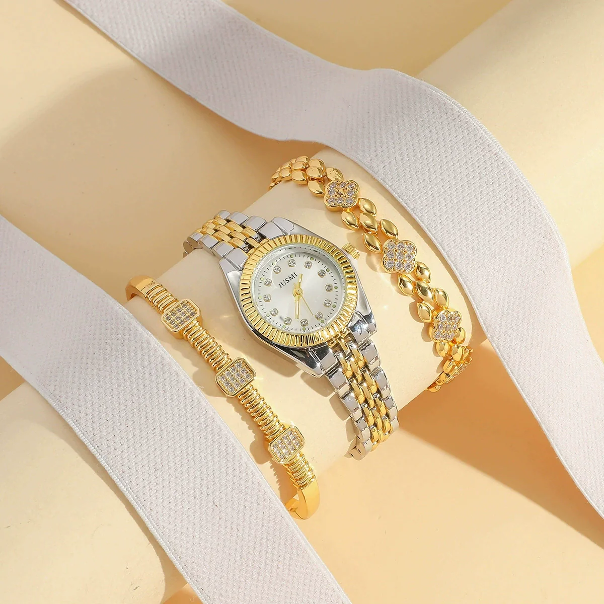 Women's Vintage Square Diamondencrusted Steel Band Quartz Watch With Zinc Alloy Case And Alloy Strap - Image 8