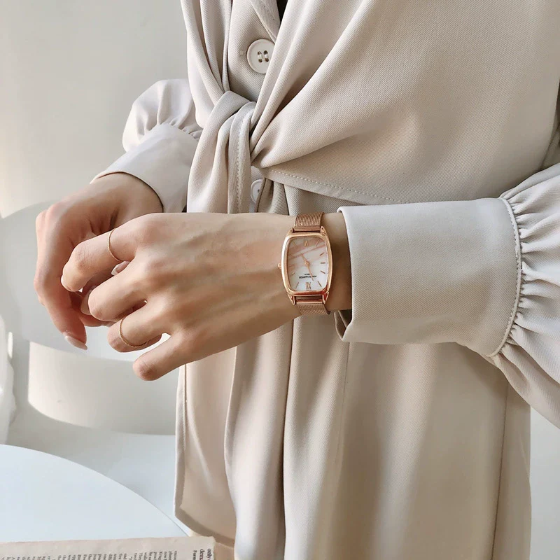 Women's Watch Alloy Stainless Steel Barrel Dial Retro Simple Elegant Leisure Style - Image 5
