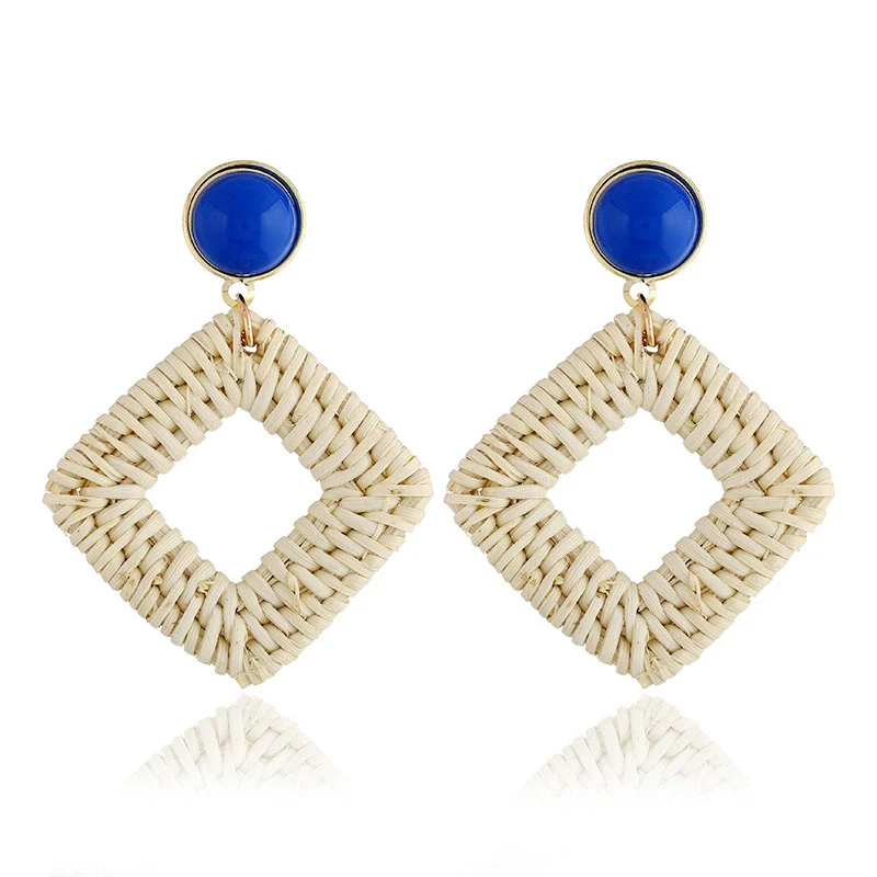 Women's Wood Geometric Large Circle Earrings With Electroplating - Image 4