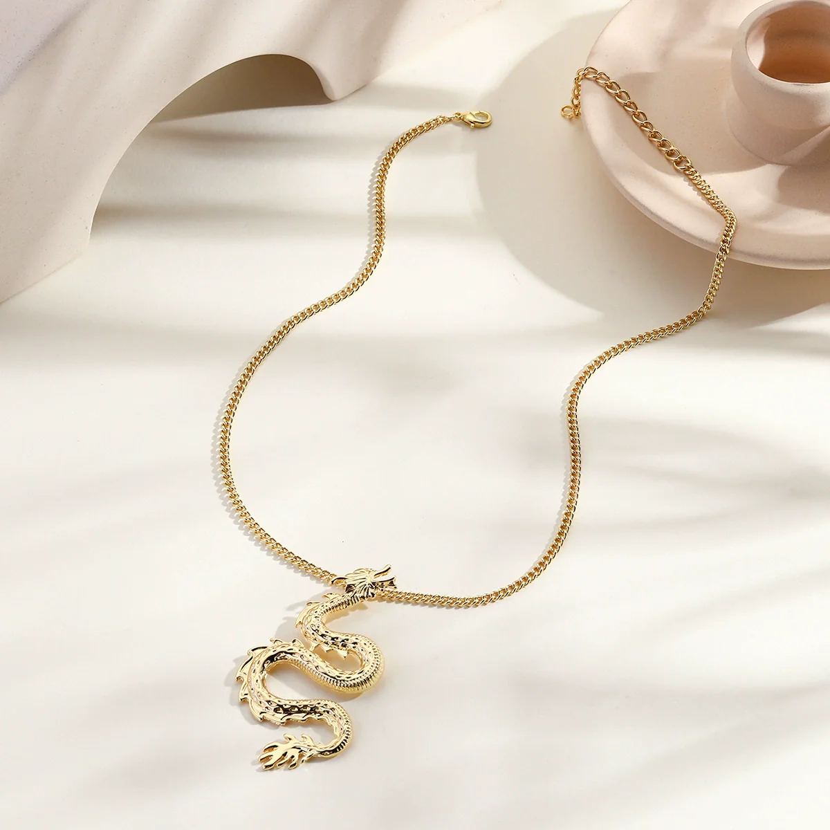 Women's Zodiac Dragon Pendant Necklace Zinc Alloy Ochain Electroplating Simple Geometric Style - Image 4